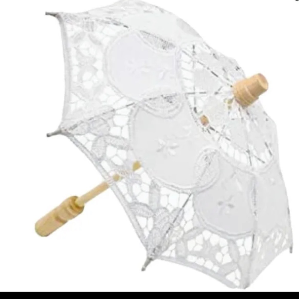 Lace Parasol 12x14 NWT